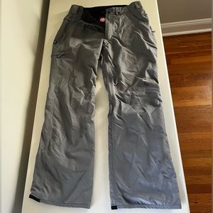 686 Men’s Grey Snowpants - Size M